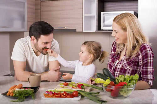 Parents raising healthy eaters