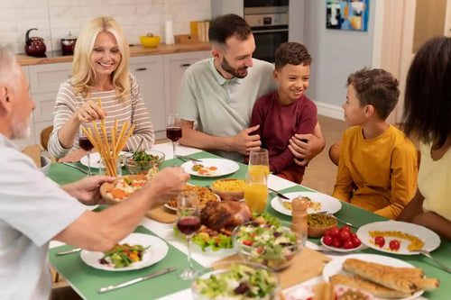 Benefits of Eating Together as a Family: Develop Traditional Values